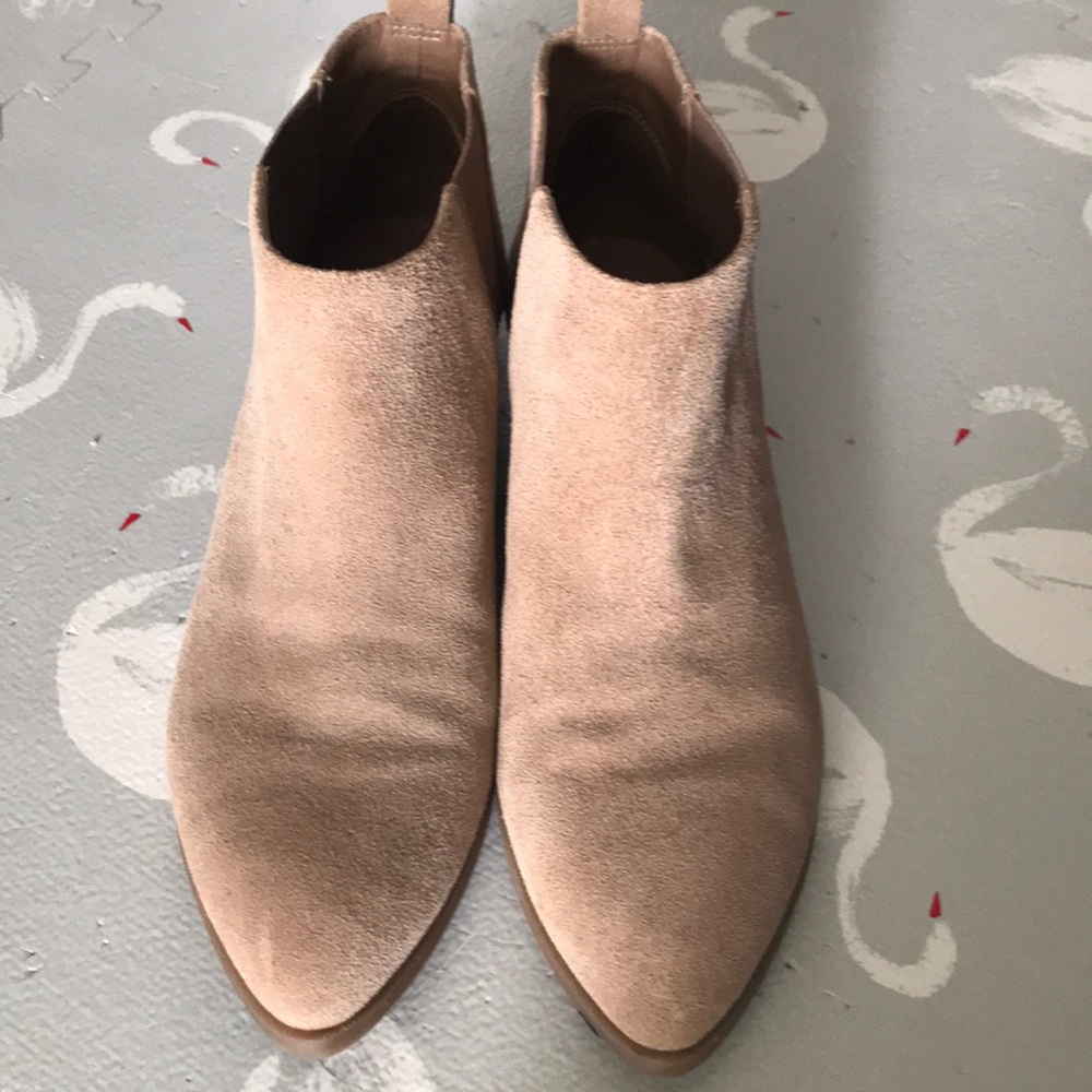 Never been worn Nine West booties